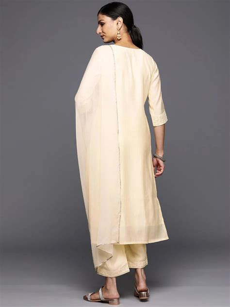 Buy Off White Embroidered Silk Blend Straight Kurta With Trousers ...