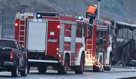 மேற்கு பல்கேரியாவில் பேருந்து தீப்பற்றிய விபத்தில்12 குழந்தை உட்பட 45 ...