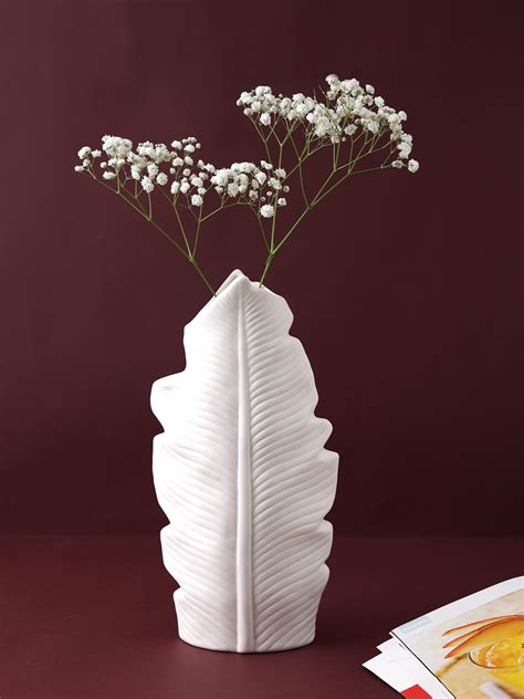 TAYHAA Ceramic White Feather Vase Medium Decoration Items for Home ...