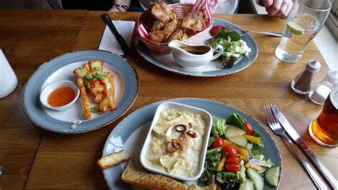 CASTLE INN (Bakewell, Peak District National Park) - Inn Reviews ...