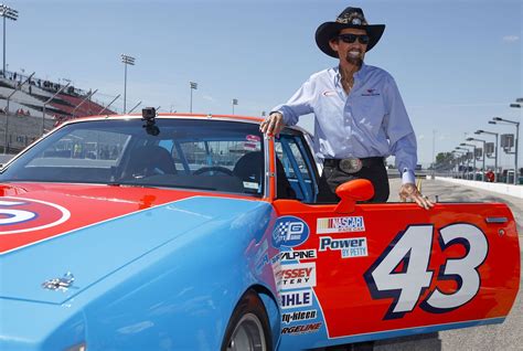 NASCAR Throwback: When Richard Petty was spun out on his debut race by ...