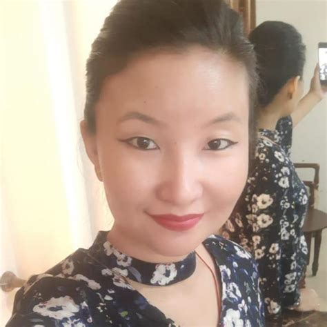 Pema Lamu Sherpa Best Makeup Artist in Darjeeling - Forever Fashion ...