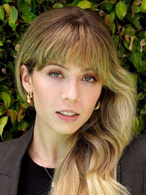 Jennette McCurdy - Actress, Singer, Writer, Director, Podcaster