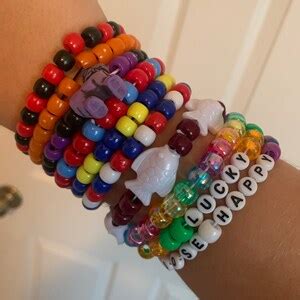 Kandi Skull Hand Tutorial 的图像结果