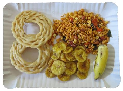 LUSKA Kanyakumari Kai Murukku Chakli Namkeen Snack | 1 kg (1000 grams)