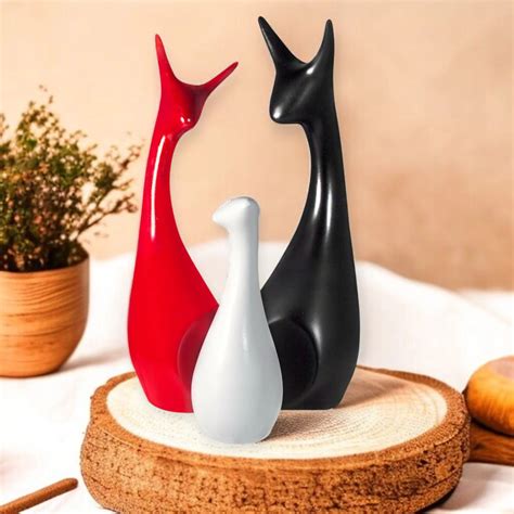 polyresin Endearing Deer Statues Family Showpiece Set of 3 – Treetenz