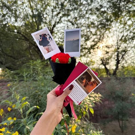 Moments in bloom – Graph.lyy
