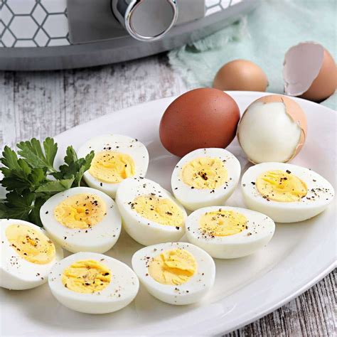 Crock Pot Hard Boiled Eggs Recipe - Cup of Yum
