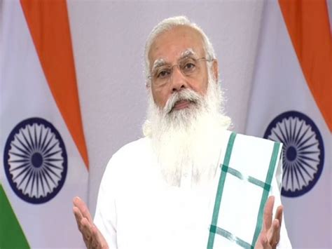 PM Modi lauds religious representatives' work during COVID-19, says it ...