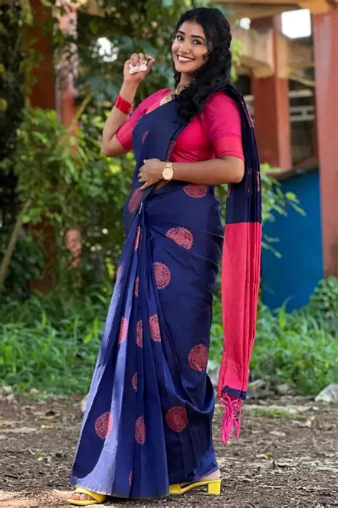 Verdant Blue Soft Silk Saree With Delectable Blouse Piece – SilkFolks
