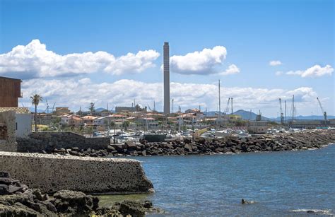 Stenti: si è inceppata la “giusta” transizione - Slow News | Slow News ...