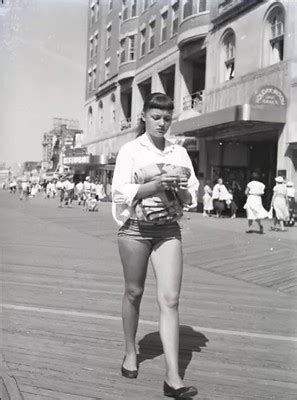 Retro Pool Ladies 的图像结果