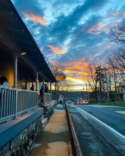 About Us - Ward's Bridge Inn