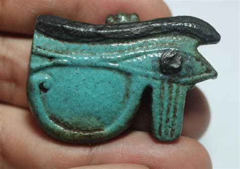 ANCIENT EGYPT. BEAUTIFUL , LARGE EYE OF HORUS AMULET. 600 - 300 B.C