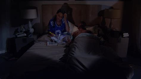 ausCAPS: Pooch Hall shirtless in The Game 1-08 "The Trey Wiggs Episode"