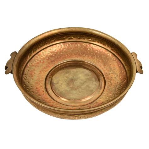 Handicrafted Indian Hammered Floral Design Brass Urli Bowl
