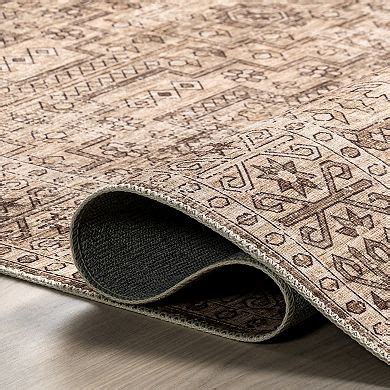 nuLOOM Jett Floral Border Spill Proof Machine Washable Area Rug