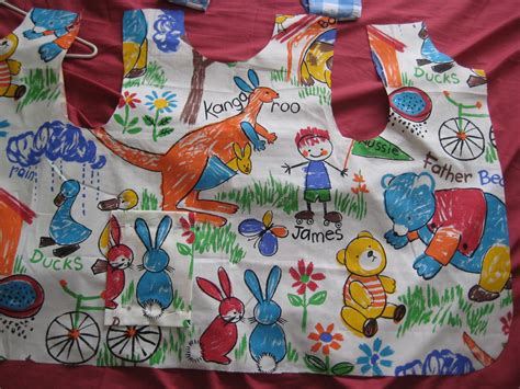 SCREAMSTRESS: Kids Pinafore Apron Tutorial