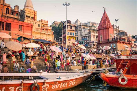 9 Important Ghats in Varanasi that You Must See