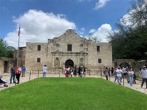 ELEMENT SAN ANTONIO RIVERWALK - Hotel Reviews, Photos, Rate Comparison ...