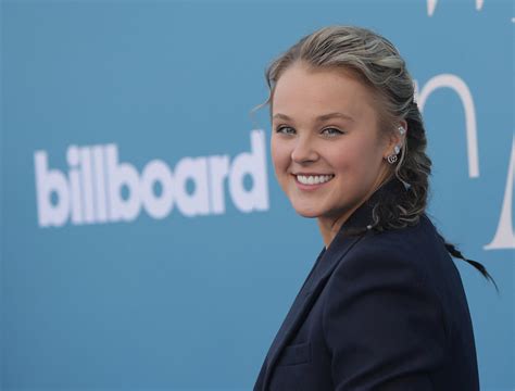 JoJo Siwa Sets The Record Straight On 'Emotional Abuse' During 'Dance Moms'