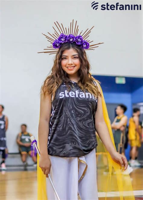 Carol Mendoza on LinkedIn: Our Sportsfest muse is becoming a bride in less than a month! Wishing ...