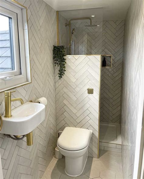 White Ceramic Bathroom Tile Ideas Gloss Glazed Arctic White Ceramic