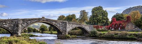 Holiday Accommodation & Lettings in Wales from ₹6,371 | HomeToGo