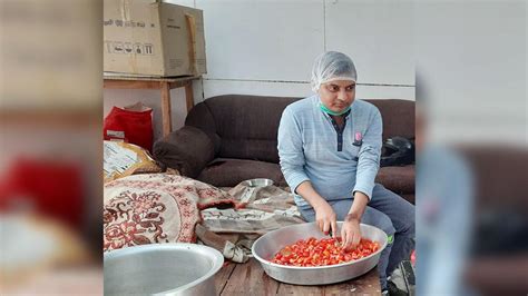 Corona Warriors: Cop on medical leave opens community kitchen in Lucknow