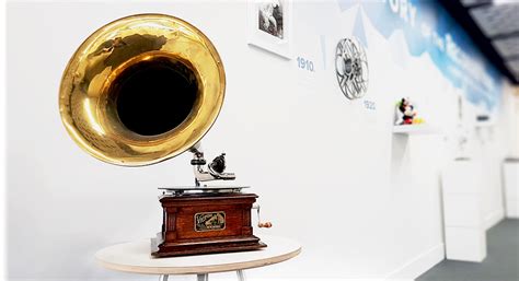 Early Computer Loading Voice 的图像结果