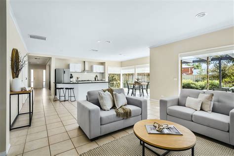 7 Oak Ridge Court, Kyneton VIC 3444 | Domain