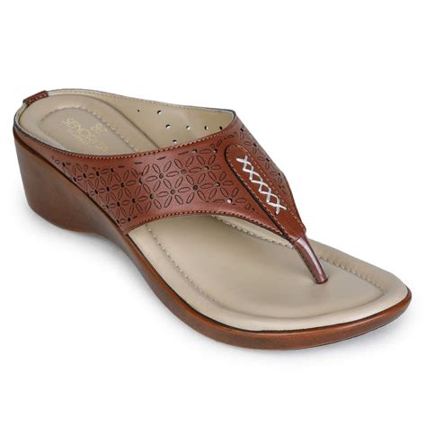 Buy Liberty Girls Dfl-6 Slippers at Amazon.in