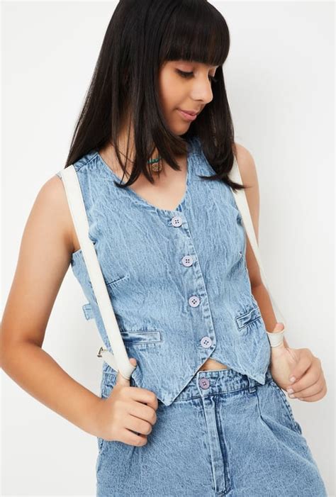 Buy Stylish Sleeveless Tops Online in India | Max Fashion