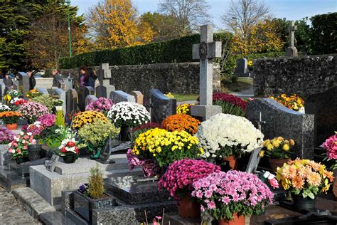 Funeral Home in Kew | Syd Peek & Daughter Funeral Directors