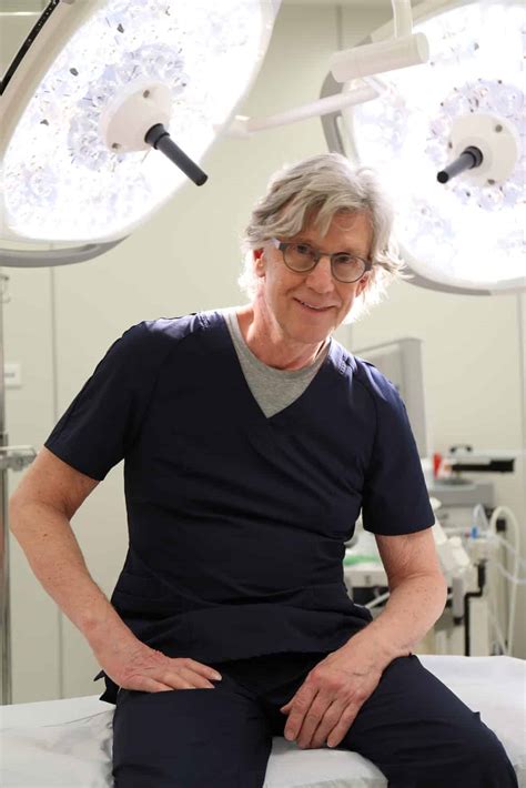 True Beauty Through Right Balance - Aurora Clinic