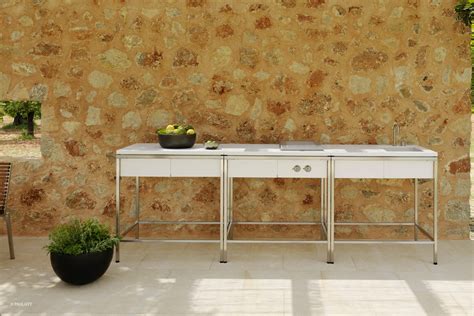 Outdoor Kitchen | Table, 1 drawer, 1 cutout | Architonic
