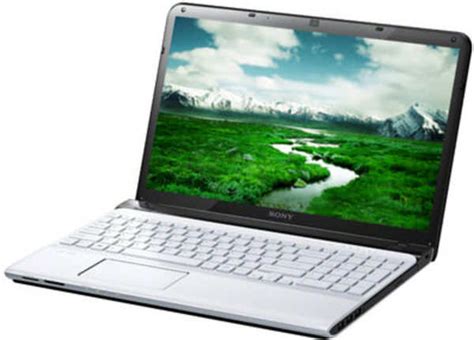 Sony VAIO E SVE15135CN Laptop Photo Gallery and Official Pictures