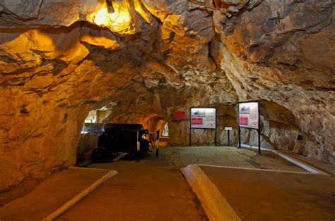 34 Miles of Tunnels Were Dug By the British Military Beneath the Rock ...