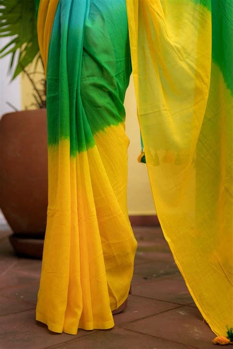 Buy Green Yellow Tie Dye Mulmul Cotton Saree Online – RODDUR