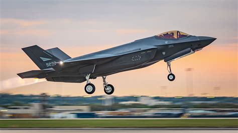This Nordic country just became the first to complete its F-35 fighter ...