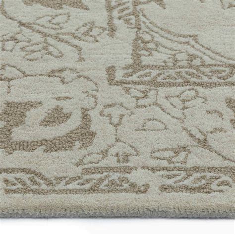 Isfahan Hand Tufted Woollen Rug – Obeetee Retail Pvt. Ltd.