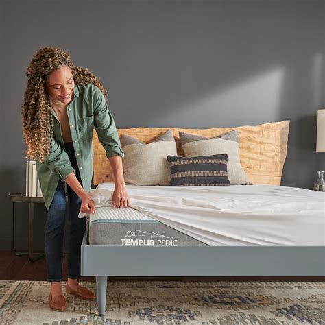 Tempur-Pedic Retail Pillows | Tempur-Pedic