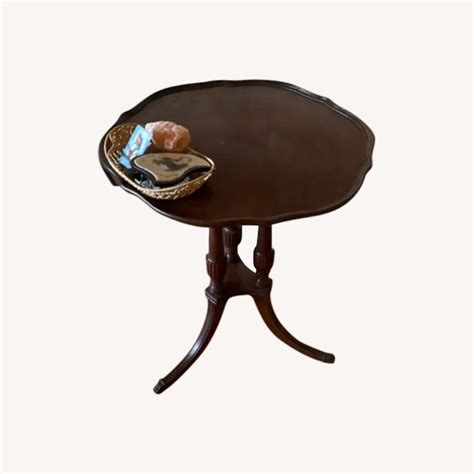 Mersman Pie Crust End Table - AptDeco