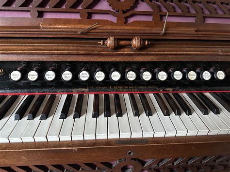 Harmoniums and Reed Organs For Sale