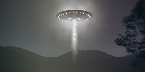 UFO with Alien Inside 的图像结果