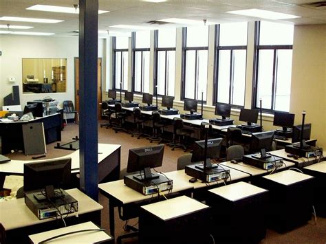 Computer Lab Section 的图像结果