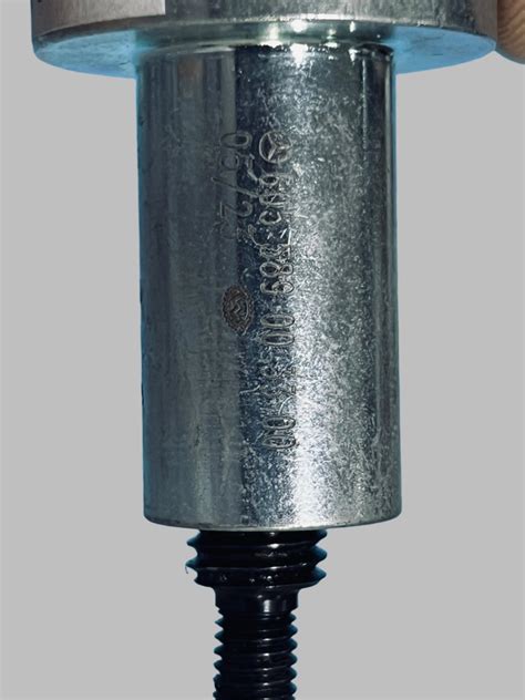 BOLT EXTRACTOR Part No. VR00354-01-0101 – AMT Aviation
