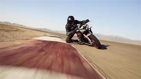 Triumph Street Triple 765 RX: Image Gallery