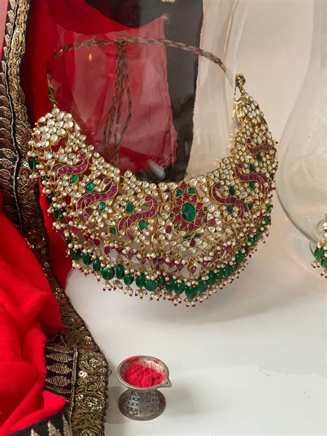 Ethnic Pacchi Kundan Stone Studded Necklace Set with Maang Tikka ...