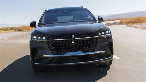 2024 Lincoln Nautilus Hybrid First Test: Simply Sumptuous